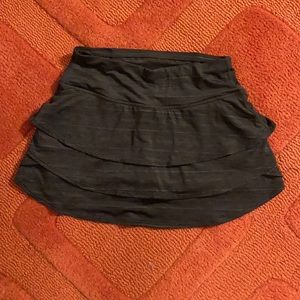 Athleta layered skirt